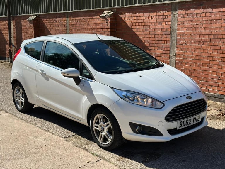 FORD FIESTA 1.3 Zetec 2012