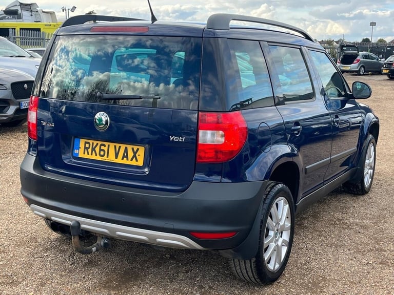 2011 Skoda Yeti 1.8 TSI Elegance 4x4 5dr HATCHBACK PETROL Manual
