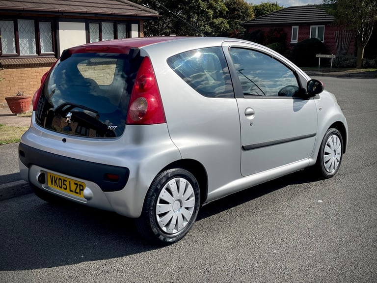 Peugeot 107 1.0 • £20 Tax • 70 MPG • Super LOW Insurance