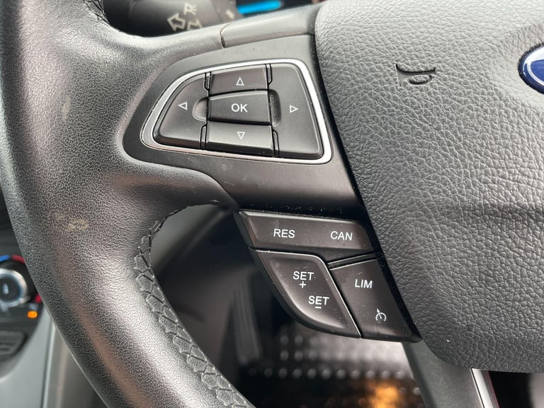 2018 Ford Kuga 2.0 TDCi EcoBlue Zetec AWD Euro 6 (s/s) 5dr HATCHBACK Diesel Manual