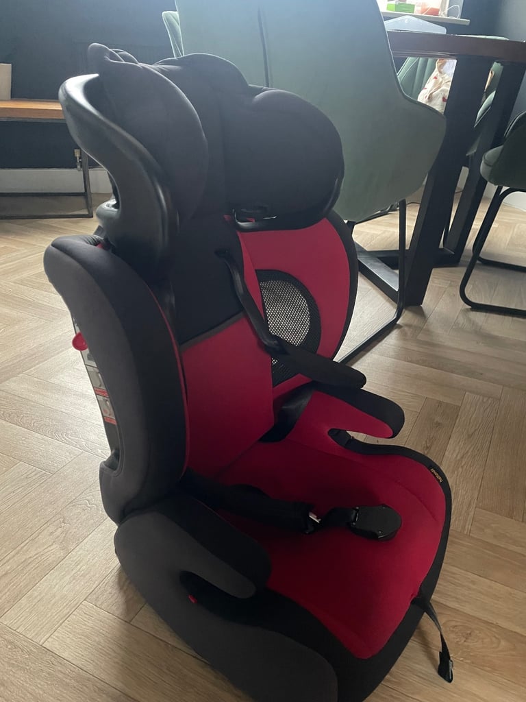 image for Halfords 1-4 baby seat