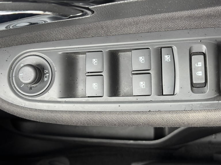 2019 Vauxhall Mokka 1.4T ecoTEC Active 5dr SUV Petrol Manual