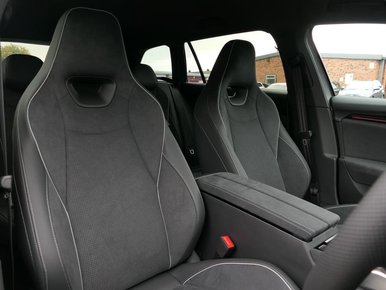 2025 Skoda Superb 1.5 TSI e-TEC Sportline 5dr DSG ESTATE PETROL Automatic