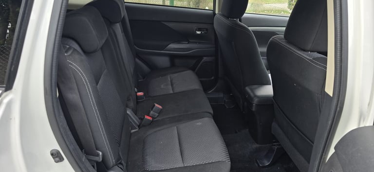 2016 Mitsubishi Outlander 2.2 DI-D GX3 5dr ESTATE Diesel Manual