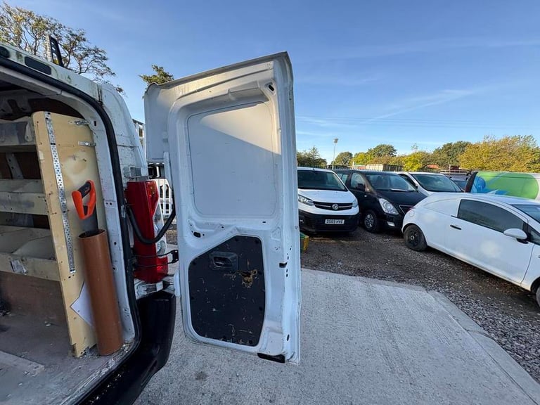 2016 Peugeot Expert Expert 1000 L1H1 Professional HDi Panel Van DIESEL Manual