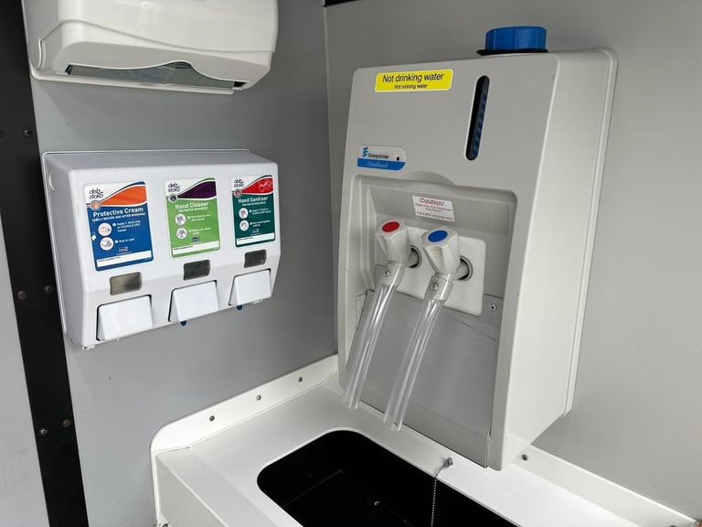 72 Reg, Ford Transit L3H2 FWD, Welfare, Kitchen, Toilet Van, Night Heater 