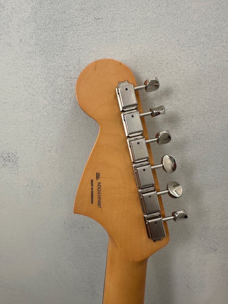 Fender mustang player 2 brand new 2024 