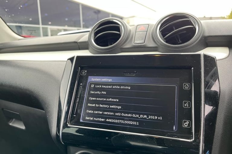 2020 Suzuki Swift 1.2 Dualjet 83 12V Hybrid SZ5 5dr- Parking Camera Manual Hatchback Petrol Manual