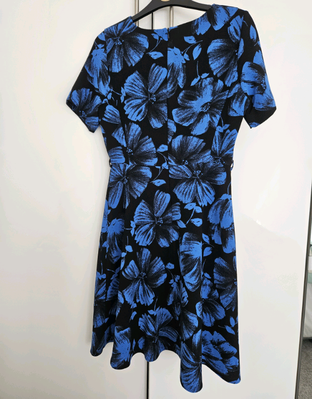Ladies women's black & blue short sleeve dress, size S