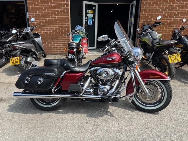 2007 HARLEY DAVIDSON FLHRC ROAD KING 1584CC 