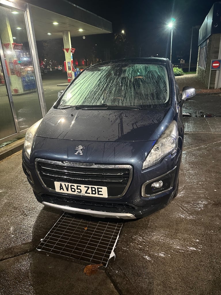 Peugeot, 3008, Hatchback, 2016, Semi-Auto, 1560 (cc), 5 doors