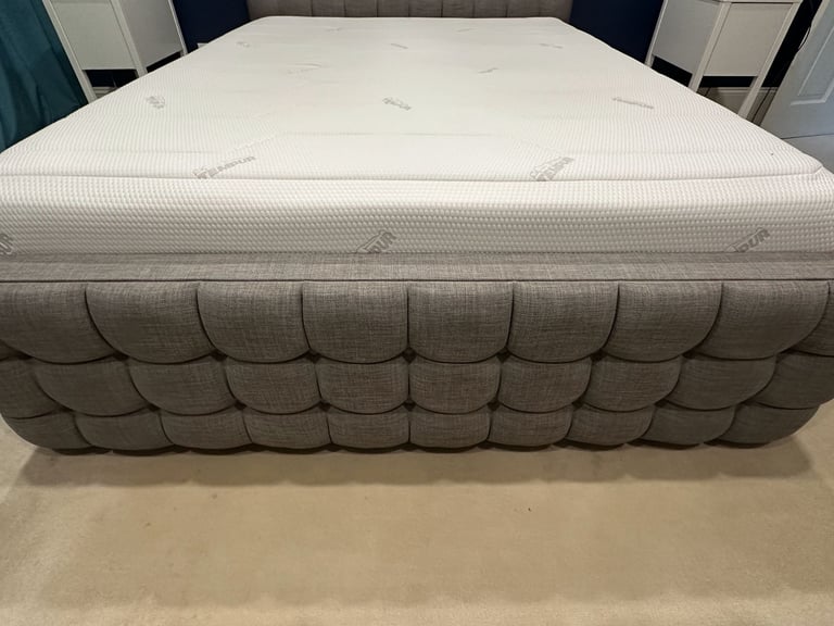 Grey Queen Size Bed With Tempur Memory Foam Mattress
