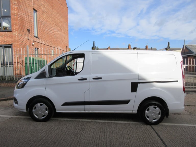 2020 Ford Transit Custom 2.0 EcoBlue 130ps SWB Trend Van LOW MILES NO VAT PANEL VAN Diesel Manual