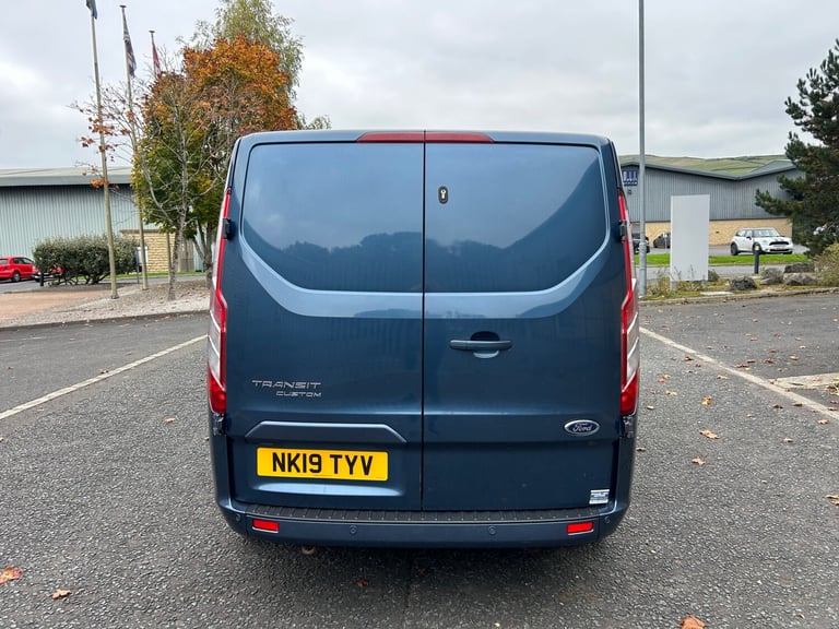 2019 Ford Transit Custom 2.0 TDCI 130ps DOUBLE/ CREW CAB Limited Van NO VAT PANEL VAN Diesel Manual