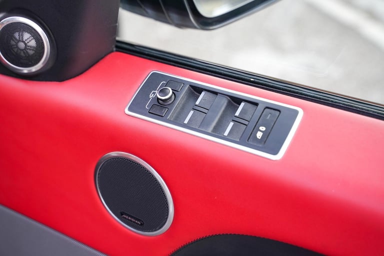 2014 Land Rover Range Rover Sport 3.0 SD V6 Autobiography Dynamic SUV 5dr Diesel Auto 4WD Euro 5 ...