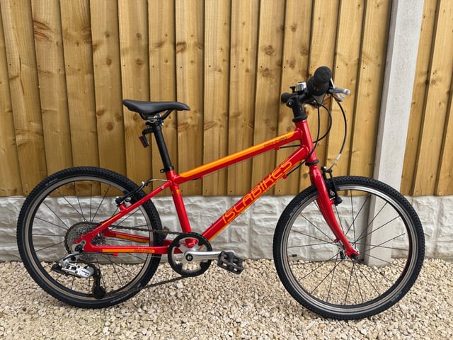 Childrens Islabike Beinn 20 L, Red&Orange, Great Condition in