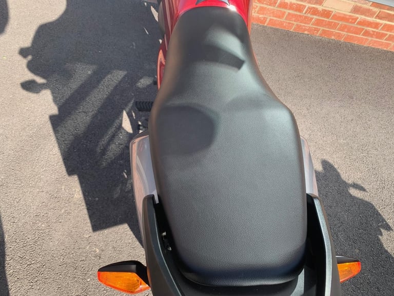 Honda CBF 125 - ONE OWNER - 848 MILES - 2 YEAR WARRANTY