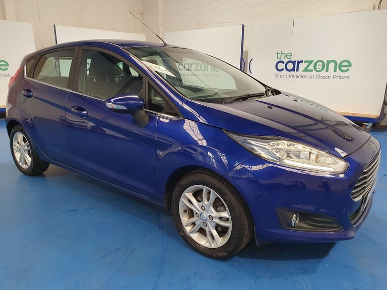 image for 2015 Ford Fiesta 1.0T EcoBoost Zetec Euro 6 (s/s) 5dr HATCHBACK Petrol Manual