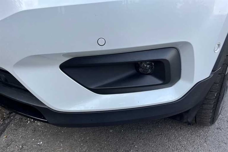 2020 Volvo XC40 2.0 B4P R DESIGN Pro 5dr Auto ESTATE PETROL Automatic
