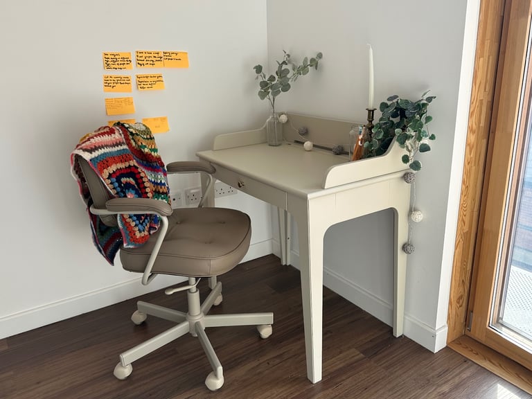 Beige / Grey LOMMARP Ikea Desk (RRP £150) Very Good Condition