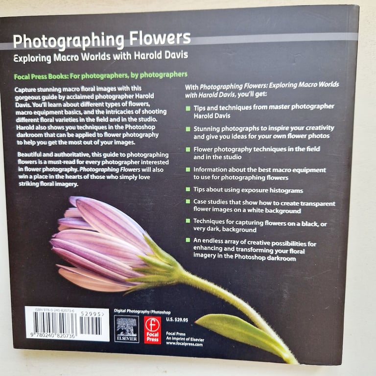 Photographing flowers photography book