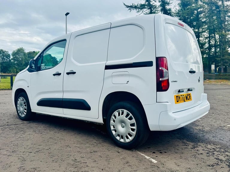 VAUXHALL COMBO 1.6 Turbo D 2300 Sportive 2020
