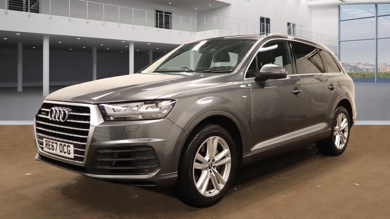 Audi Q7 3.0 Tdi Quattro S Line, In Daytona grey/Black Leather,tow pack,FSH