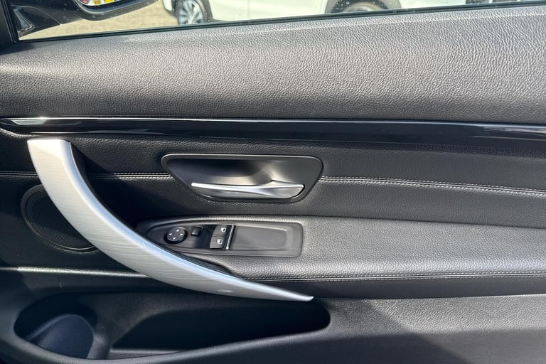 2019 BMW 4 Series 2.0 420i GPF M Sport Auto Euro 6 (s/s) 2dr COUPE Petrol Automatic