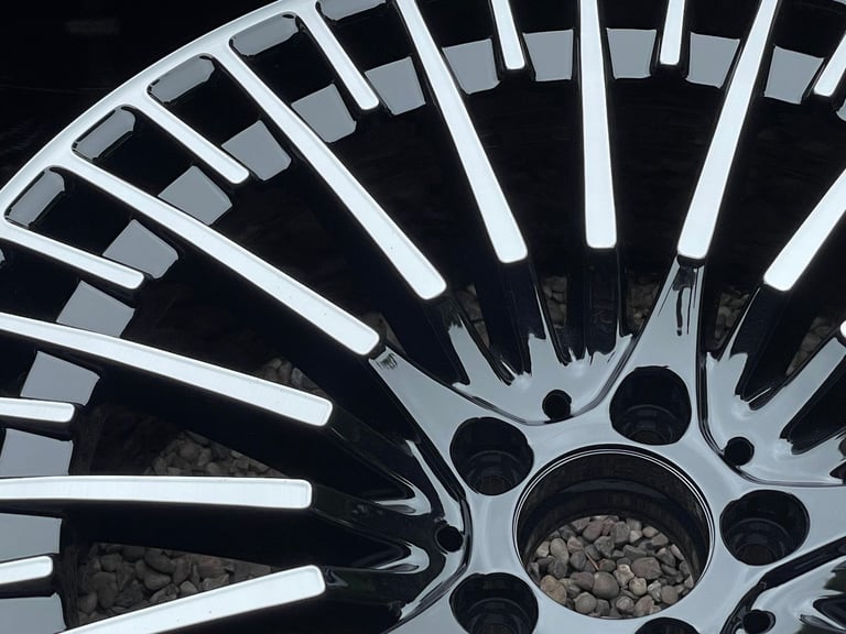 Genuine 21” Mercedes AMG EQC Staggered Alloy Wheels Refurbished Black Polished A2934011000 & 4011100