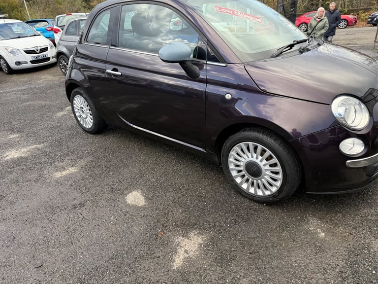 2012(62) Fiat  500 lounge 1.2 petrol manual mot 1 year road tax 1 year 35,000 Miles yes 35000