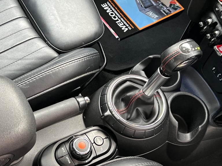 2016 Mini Hatch 2.0 Cooper 5 Auto Euro 6 (s/s) 5dr