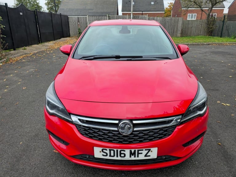  Vauxhall Astra 1.6 CDTi BlueInjection Elite Nav Euro 6 (s/s) 5dr Diesel Manual