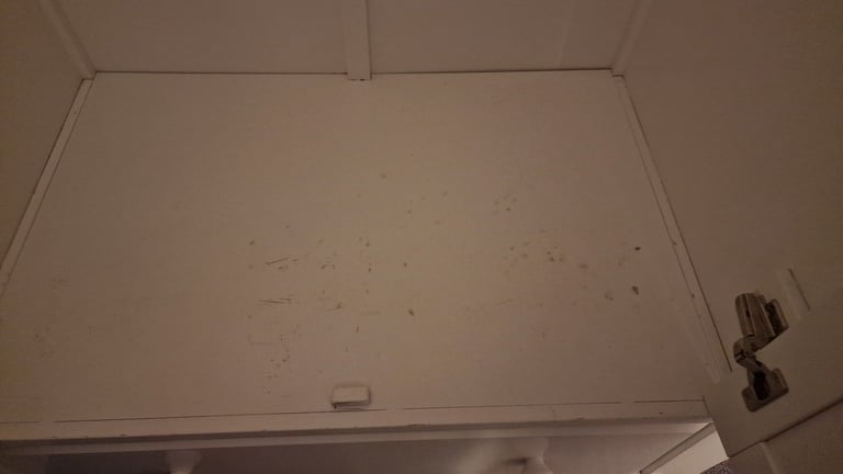 VIB Charmer Elements Wardrobe and Drawers/Changing Table