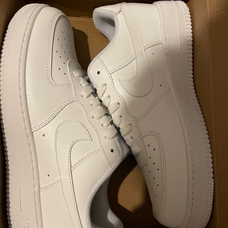 White Nike Air force 1 size uk men’s 9