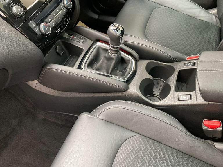 2019 Nissan Qashqai 1.3 DIG-T Tekna SUV 5dr Petrol Manual Euro 6 (s/s) (140 ps) HATCHBACK Petrol ...