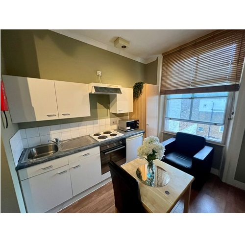 Single Semi-Studio on Hogarth Road, Earls Court, SW5 0PU * Some Bills Included*