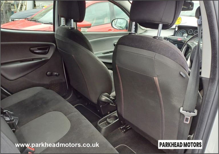 CHRYSLER Ypsilon 2012 1.2 SE Hatchback 5dr Petrol Manual Euro 5