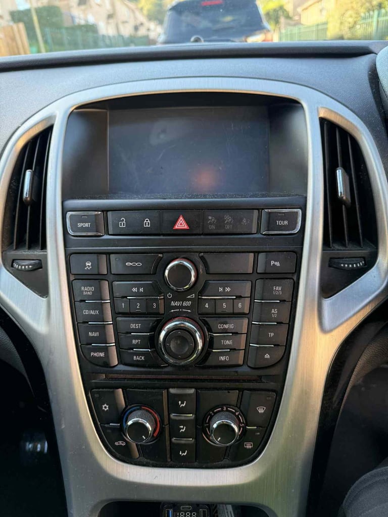 Vauxhall, ASTRA GTC, Hatchback, 2012, Manual, 1686 (cc), 3 doors