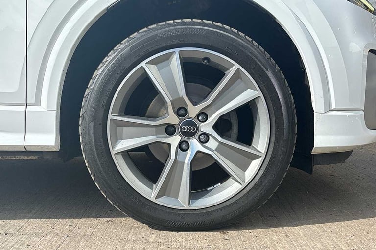 2023 Audi Q2 35 TFSI S Line 5dr SUV PETROL Manual