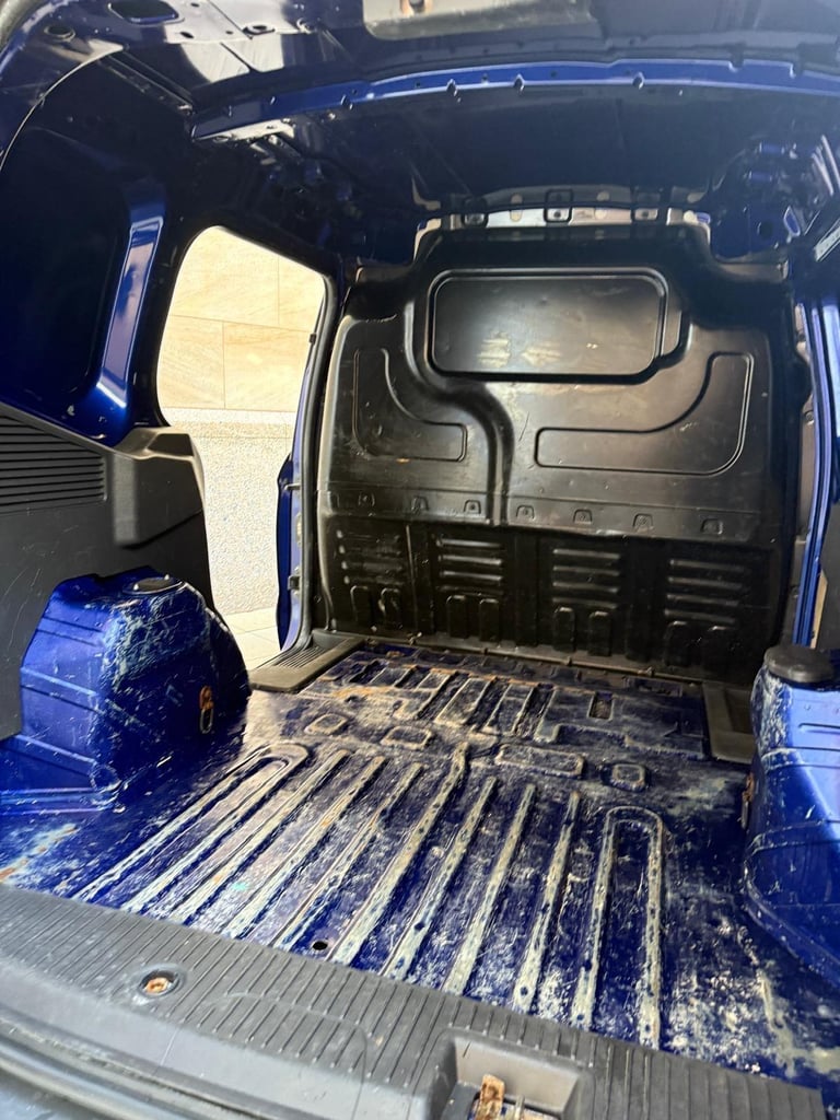 2015 Ford Transit Courier 1.6 TDCi Trend L1 Euro 5 5dr PANEL VAN Diesel Manual