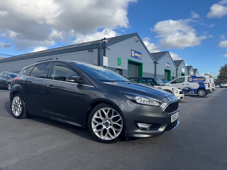 2015 Ford Focus 1.6 125 Zetec S 5dr Powershift HATCHBACK Petrol Automatic