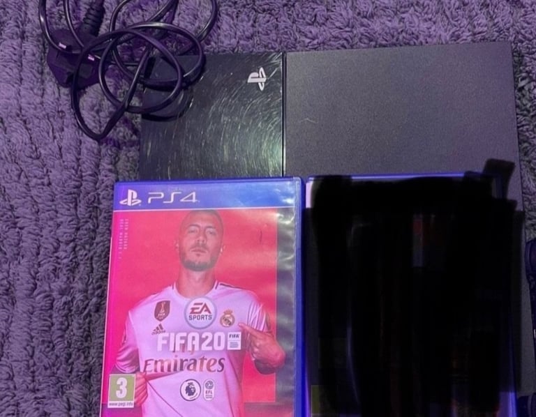 PS4 BOXED COMES WITH GAME PLAYSTATION 4 PS4