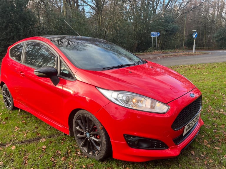 FORD FIESTA 1.0 T EcoBoost Zetec S Red Manual Petrol 2013