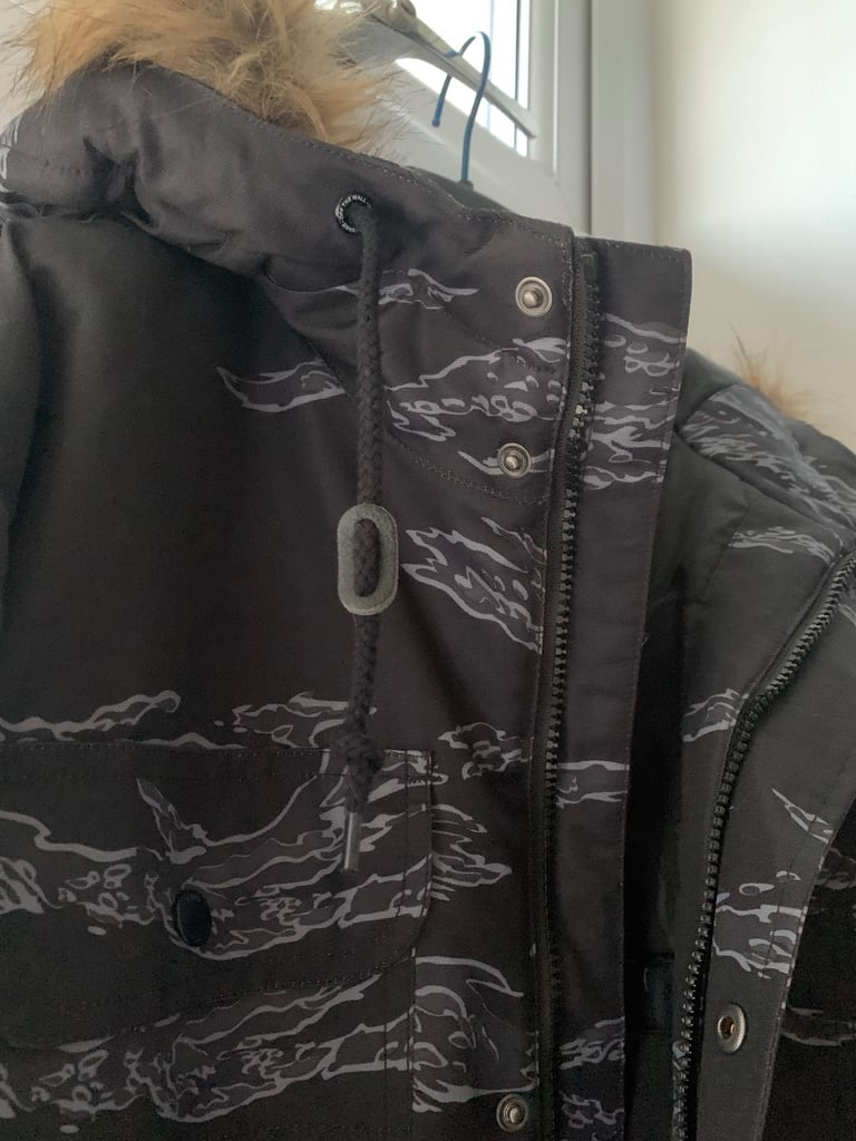 Vans coat large 