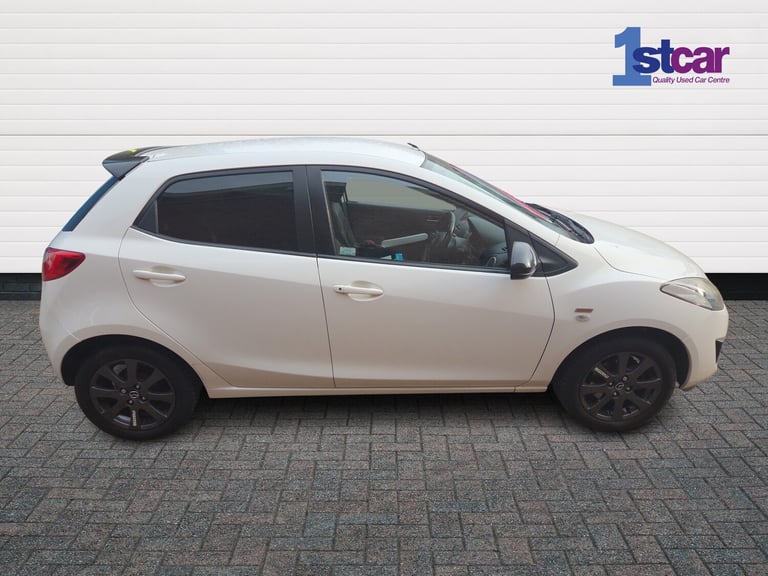 2014 Mazda Mazda2 1.3 Colour Edition 5dr HATCHBACK PETROL Manual