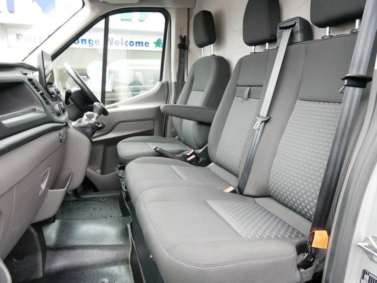 69 FORD TRANSIT 350 2.0 EBL 130 BHP MEDIUM H3 EXTRA HIGH ROOF TREND ( AIR CON )