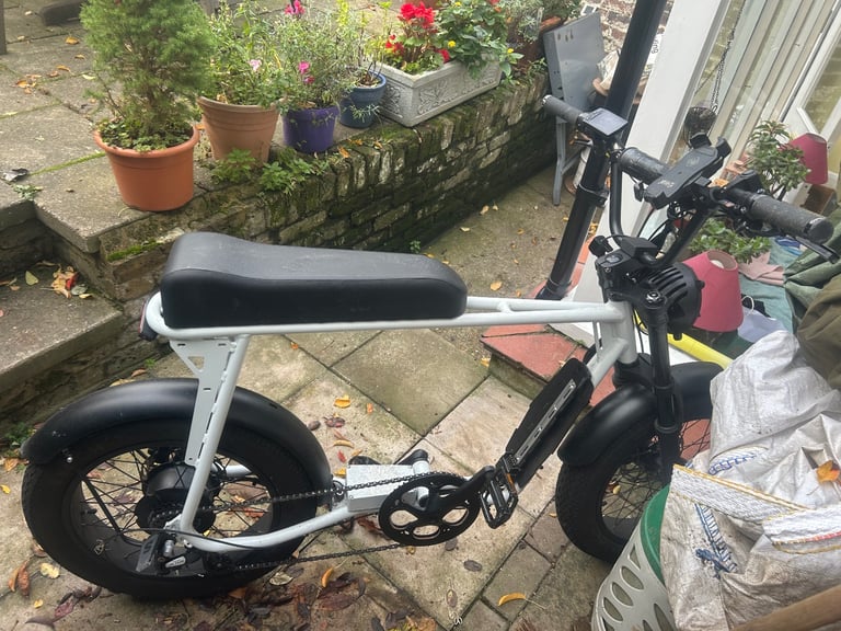 Used electric synch monkey bike 