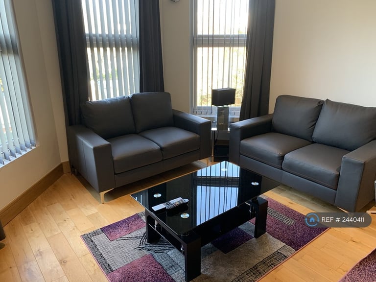 1 bedroom flat in Christchurch Avenue, London, NW6 (1 bed) (#2440411)