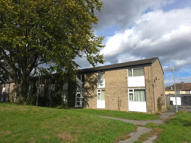 1 bedroom Flat to rent, CB5