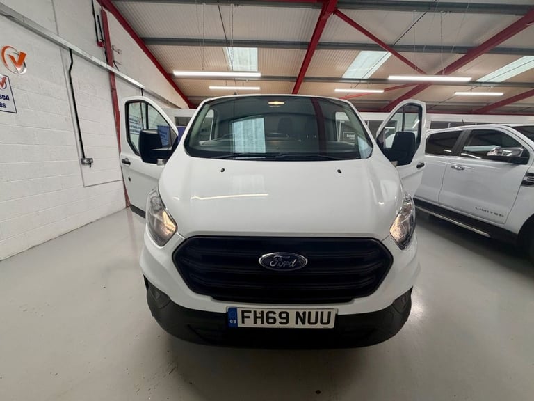 2020 69 FORD TRANSIT CUSTOM 2.0 260 ECOBLUE LEADER L1 SWB EURO 6 * 18,934 AIR CO